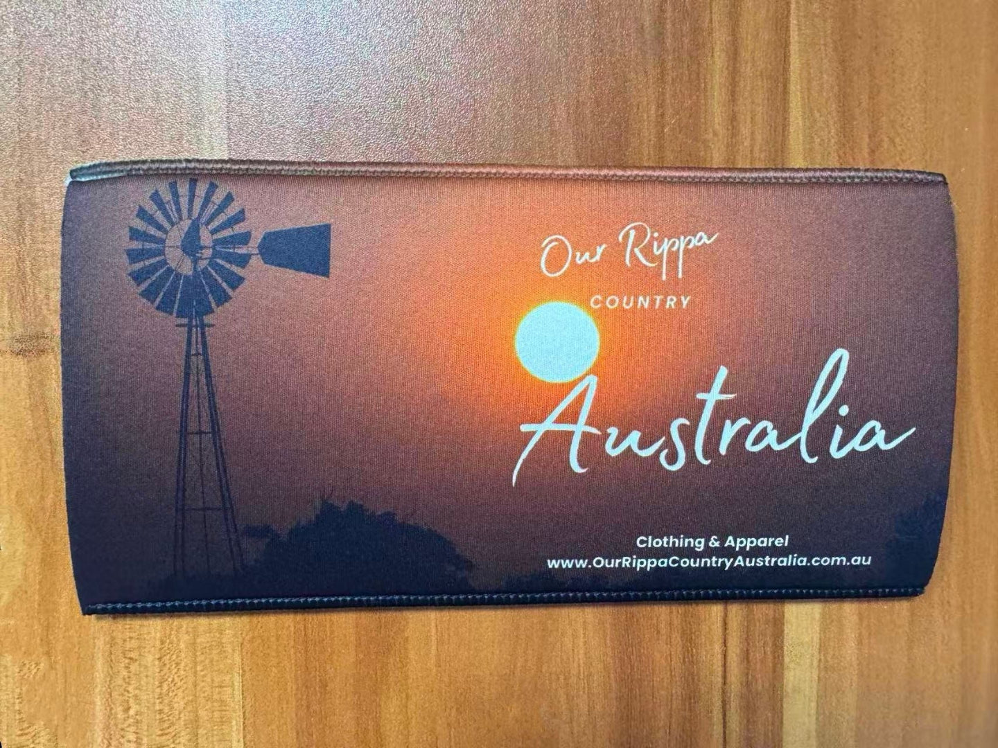 Stubby Coolers – Our Rippa Country Designs