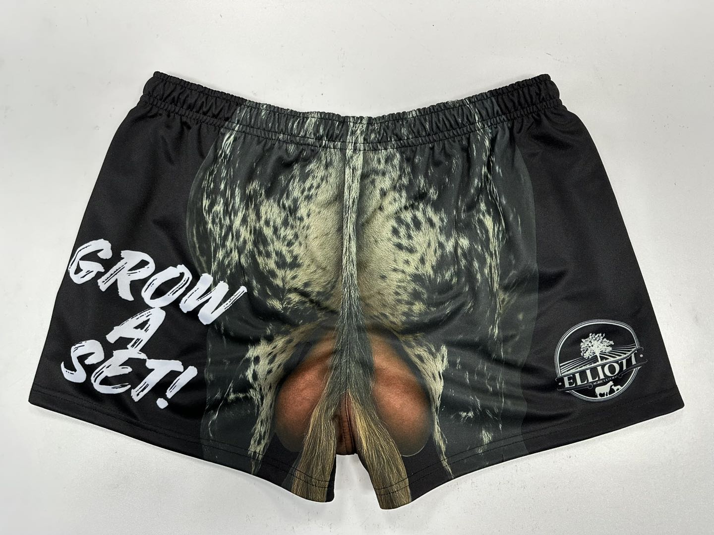Footy Short - Elliott's Grow a Set!