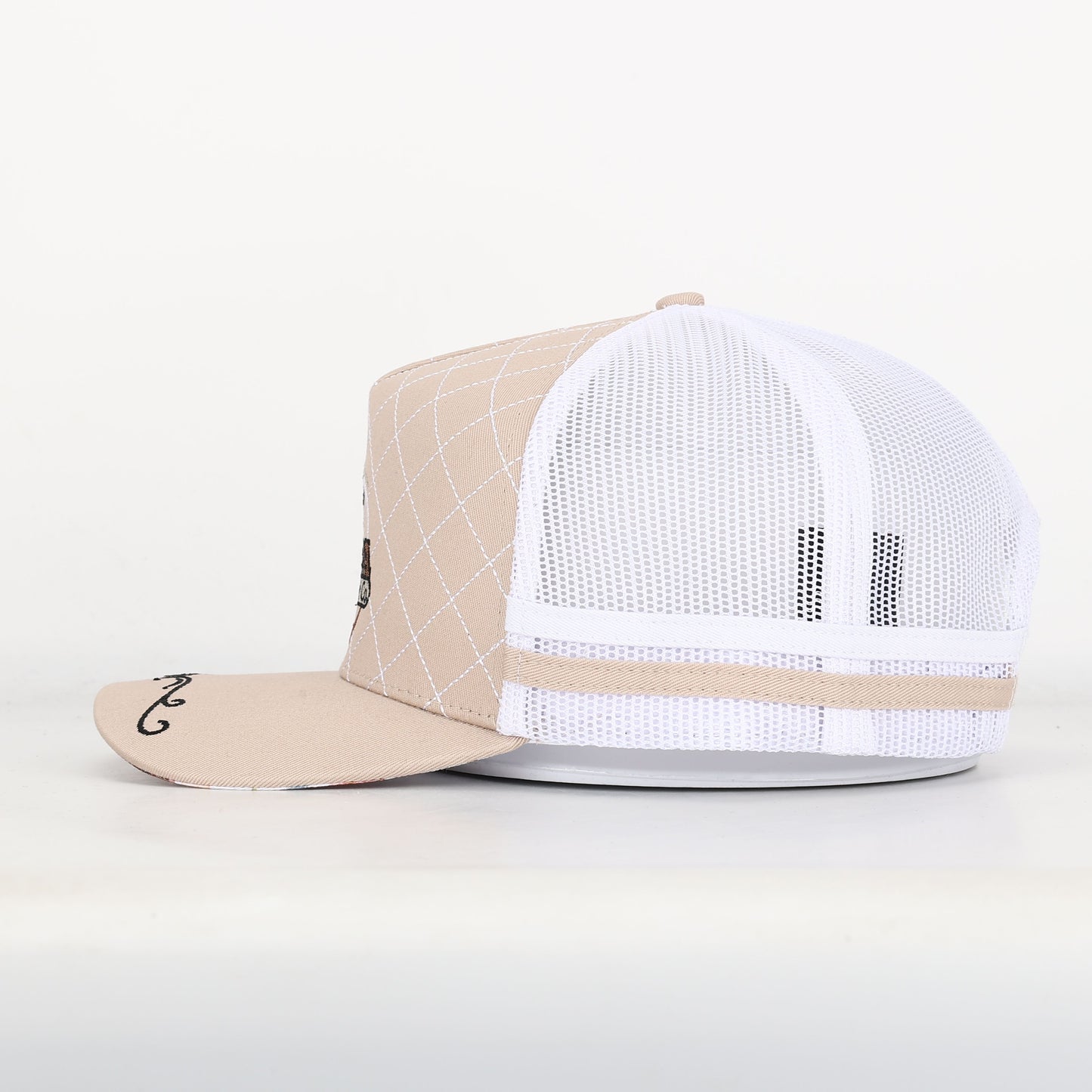 Trucker Cap - Beige & White Mid-Peak "Rippa Transport Co." Highland Cow Edition