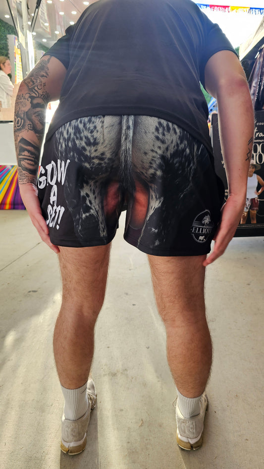 Footy Short - Elliott's Grow a Set!